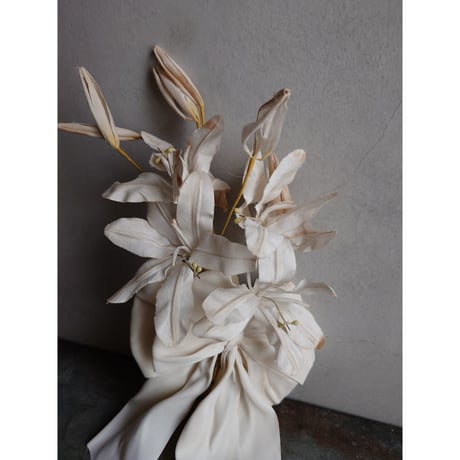凜とした百合のbouquet