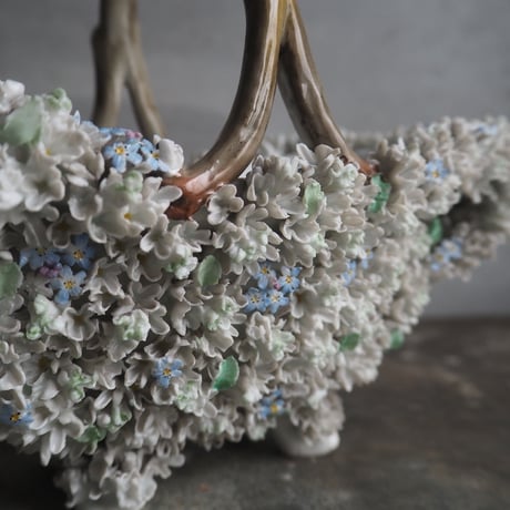 panier fleuri porcelaine