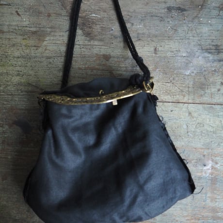 sac noir avec anges