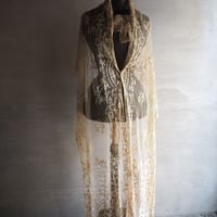 ﾐﾙｸﾃｨｰ色のtulle brodé  fleurs A