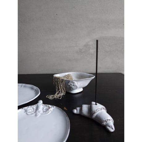 CARRON  Croissant incense holder