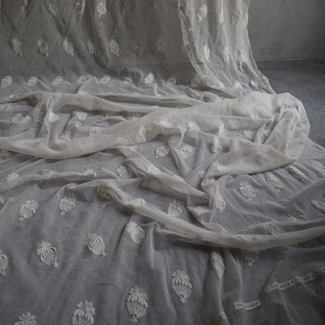 tulle laceのbed cover