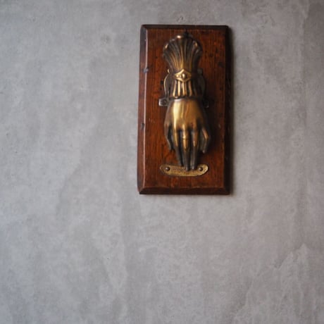hand clip   C