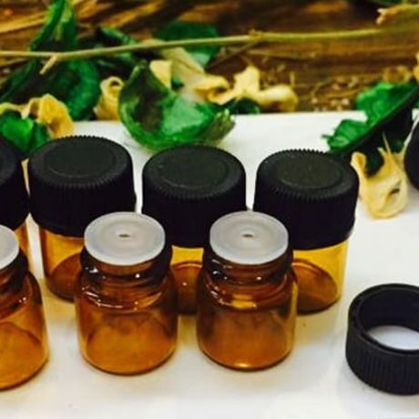 1ml 小分け容器　　20個入り