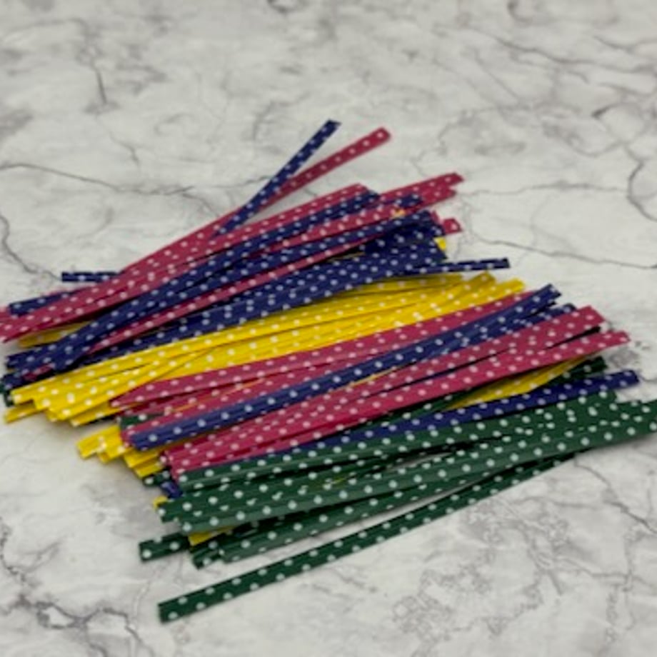 6945347a3e22b39240a5ff75