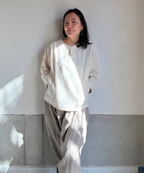 ルクツル　ブラウスーAditi カディ　ナチュラル