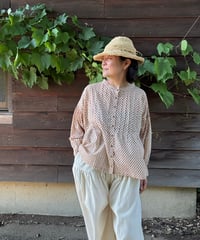 ルクツル・ピンタックブラウス・ハンドブロックプリント　Red　薄手80番手　クローブ紋様