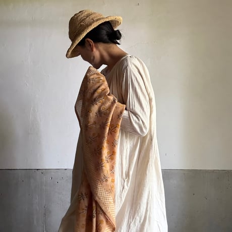 ハンドブロックプリント　スカーフ  ーMarigoldー　コットンボイル　薄手