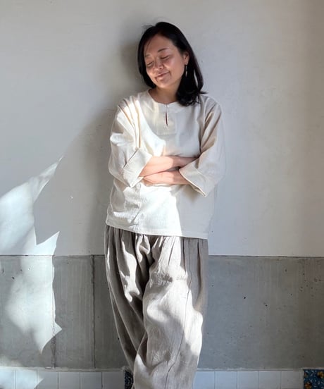 ルクツル　ブラウスーAditi カディ　ナチュラル
