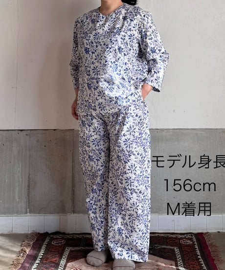 ハンドブロックプリント　パジャマセットーClematis Blue rainー