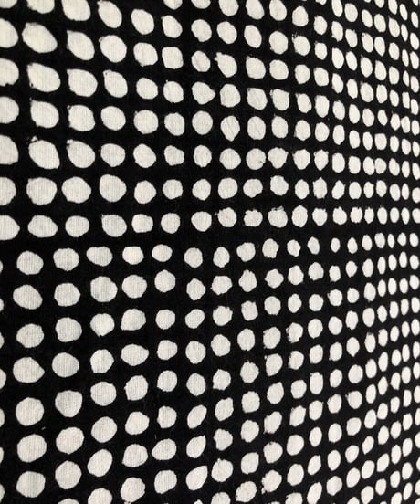厚さが選べる　バグルー伝統染　ハンドブロックプリント生地 ー Dots