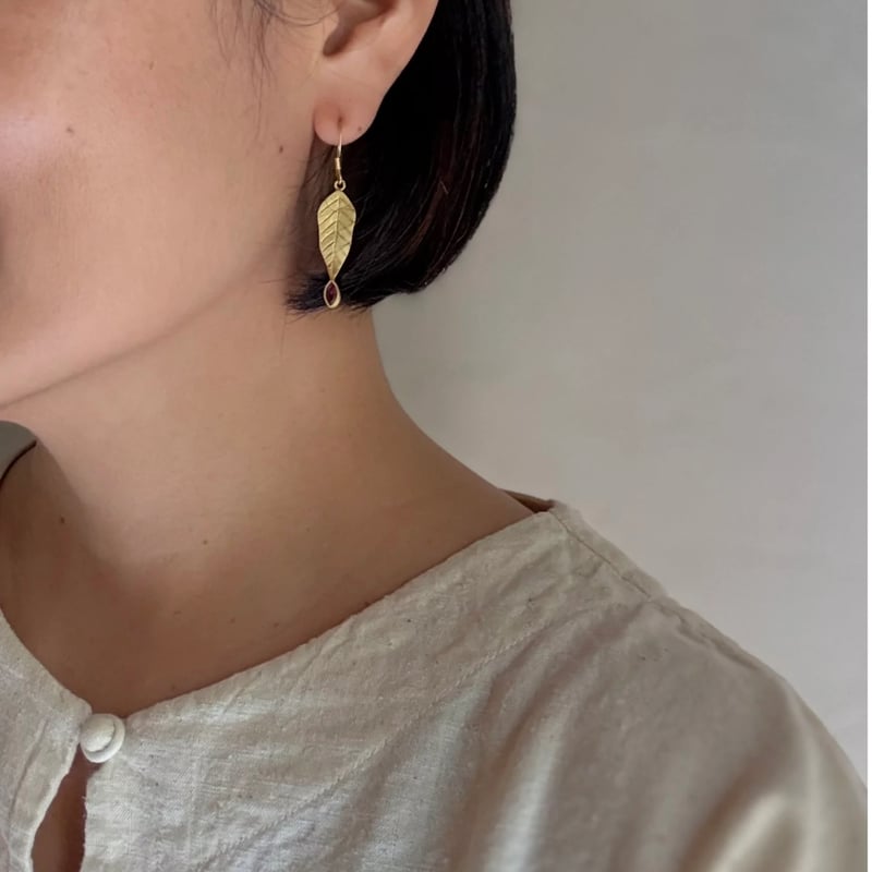 ピアス Leafs / シルバー/ピンクトルマリン | ONABAKE97