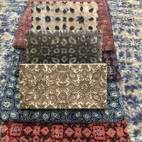 ルクツルのカシュクール　ーアジュラックハンドブロックプリント　リネン