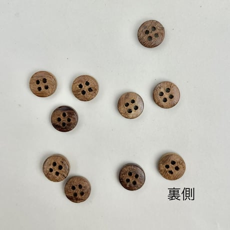 インド天然素材ボタンー木ー9mm  10個
