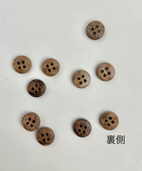 インド天然素材ボタンー木ー9mm  10個