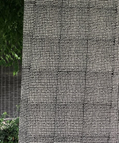 厚さが選べる　バグルー伝統染　ハンドブロックプリント生地 ー Dots