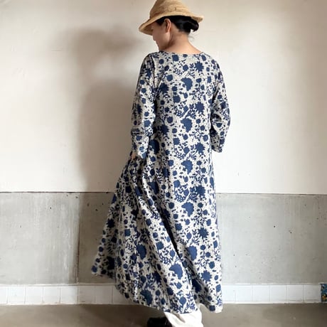 ルクツル  Aラインドレス　ーバグルー伝統染めー