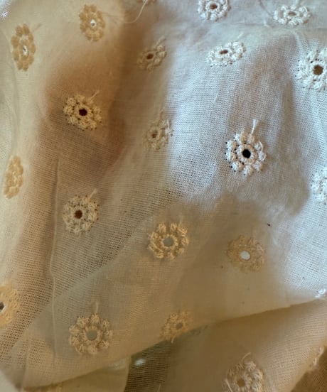 機械織り　変わり織り　小花刺繍　ー50cmー