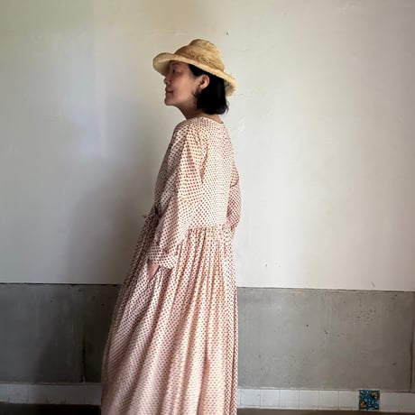 ルクツル　ローブー「Jodhpurロング丈」・バグルー伝統染めハンドブロックプリント  薄手　RED