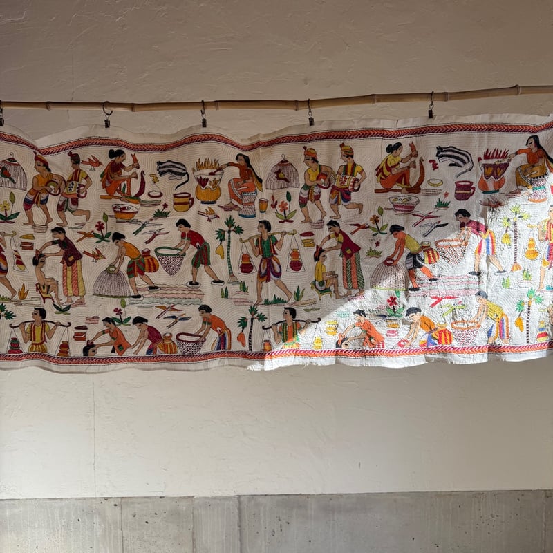 手刺繍のタペストリー | ONABAKE97