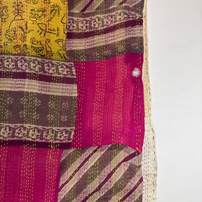 パッチワーク・リサイクルサリー カンタ（刺し子）のストール M