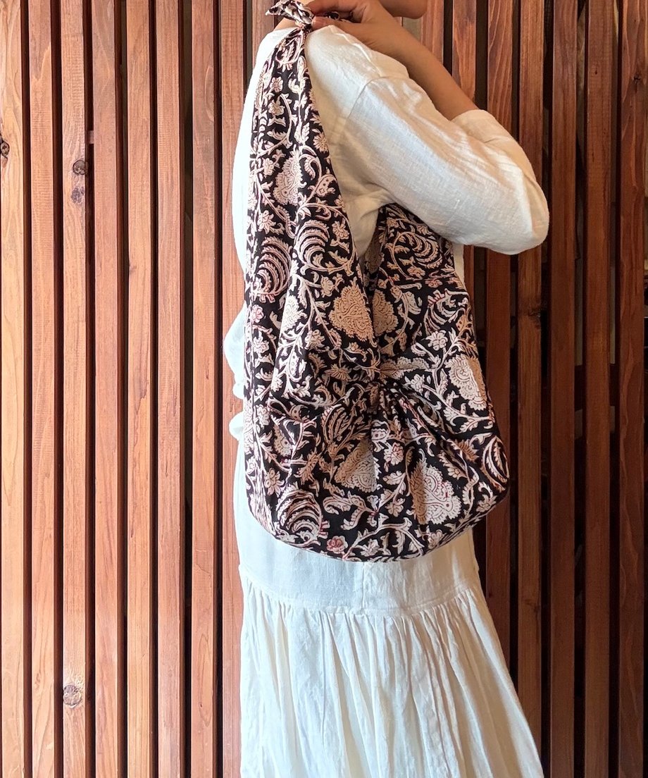 68083694b4efa2d0ecf70d93