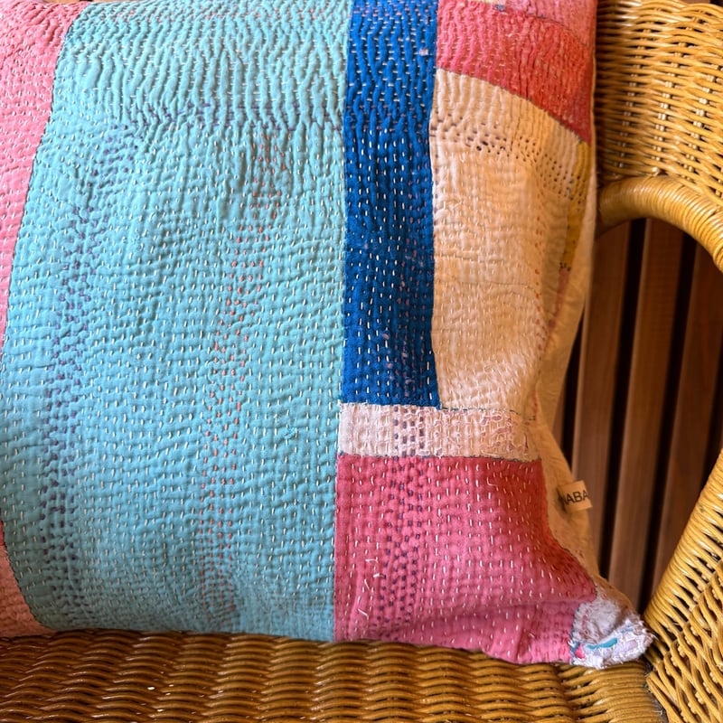 tulu 「D」 チュルのヴィンテージクッションカバー　チュバル　ペルシャラグ クッションカバー | Antiques&Crafts880