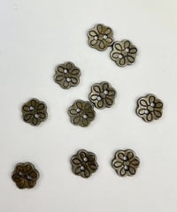 インド天然素材ボタンー金属ー10mm  10個
