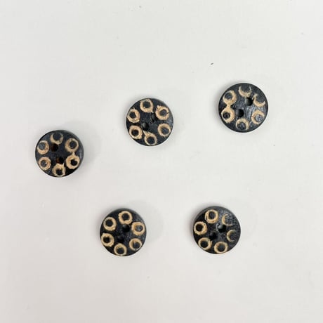 インド天然素材ボタンー木ー15mm  5個