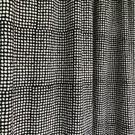 厚さが選べる　バグルー伝統染　ハンドブロックプリント生地 ー Dots