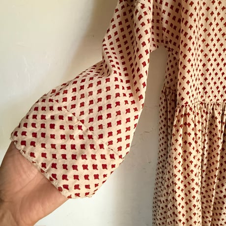 ルクツル　ローブー「Jodhpurロング丈」・バグルー伝統染めハンドブロックプリント  薄手　RED