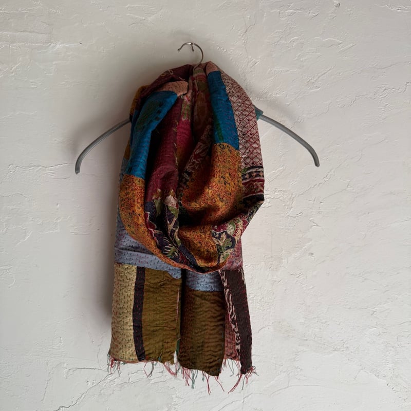 パッチワーク・リサイクルサリー カンタ（刺し子）のストール D
