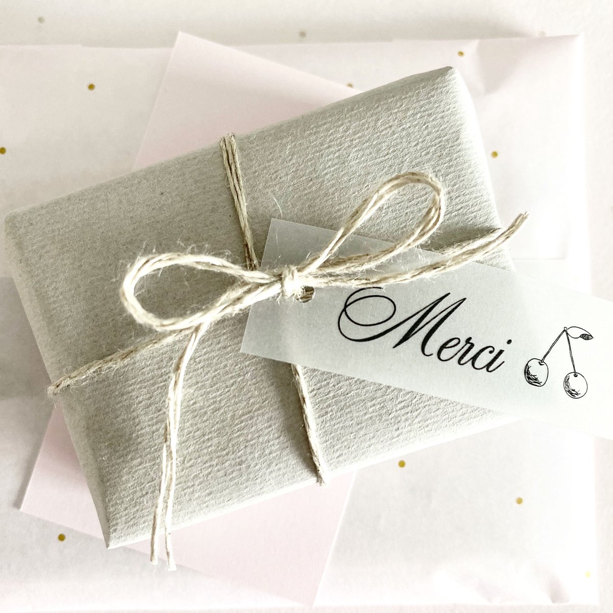 T- 75 mini tag Cerise Merci トレーシングペーパー 30枚 |