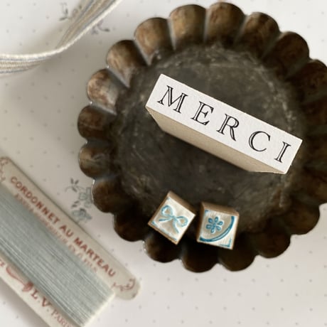 mon petit tampon  スタンプ   mercerie M E R C I