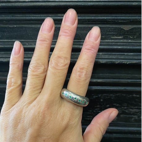 Round Form Ring