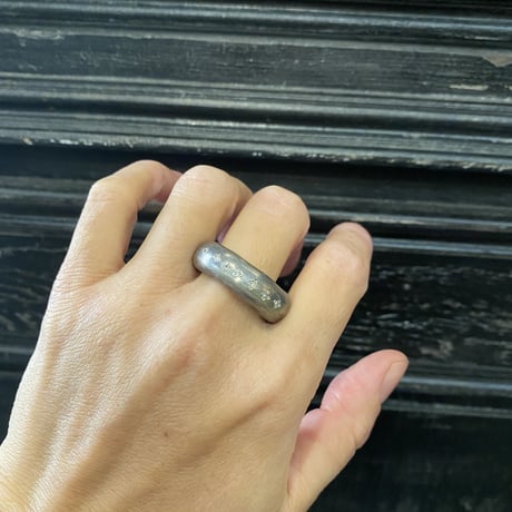 Round Form Ring