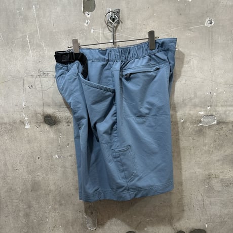 used CABELA'S SHORT PANTS
