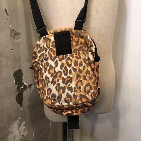 used 90s BBC LEOPARD SHOULDER BAG