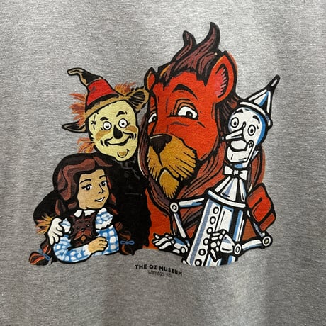 used THE OZ MUSEUM TEE