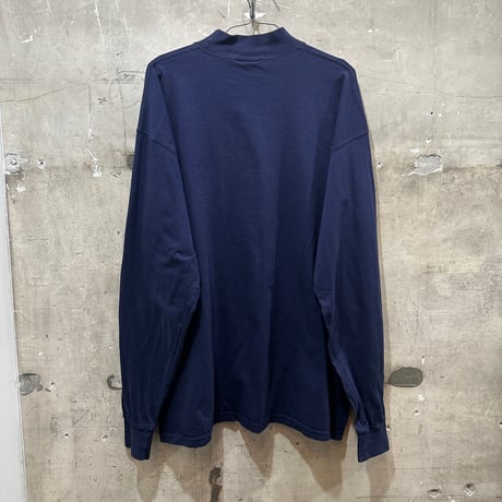 used XAVIER MOC NECK T