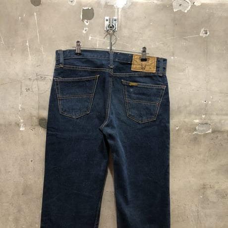 used CANTON w-82 ST JEANS