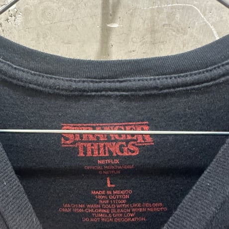 used STRANGER THINGS TEE
