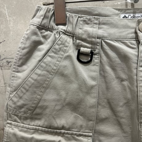 used COLUMBIA SHORT PANTS