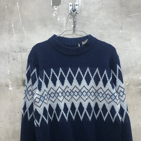used VINTAGE NORDIC SWEATER