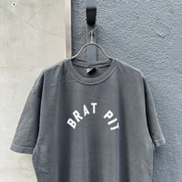 BRAT GARMENT DYE T