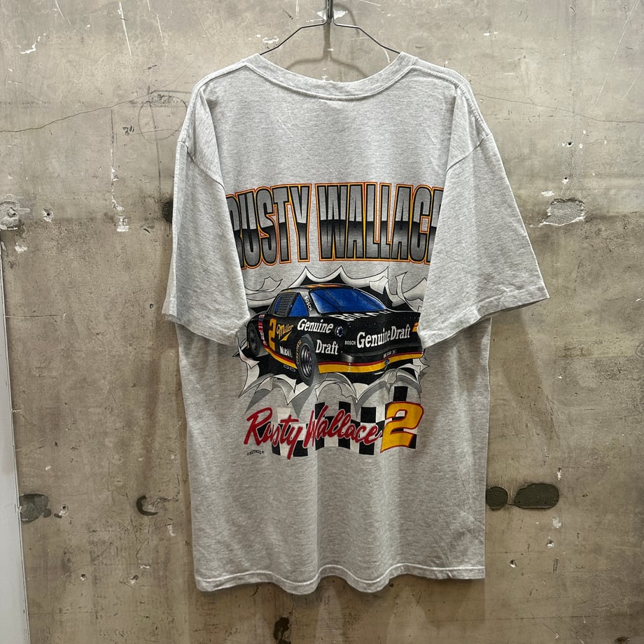 686b8842d1f92339d1865657