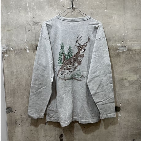 used DEER PRINT HENRY NECK T