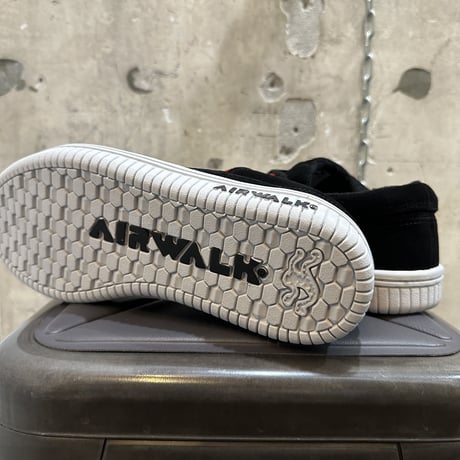 AIRWALK ONE