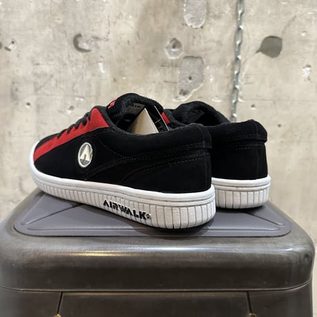 AIRWALK ONE