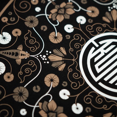 KUMU ロータス Tシャツ